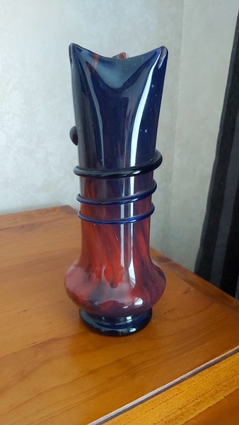 Glass vase blue and red Carousel 2