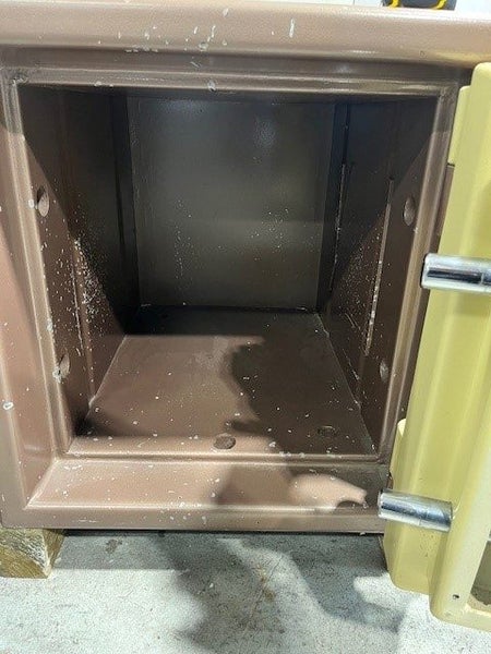 Kingdom Post Office Safe Carousel 3