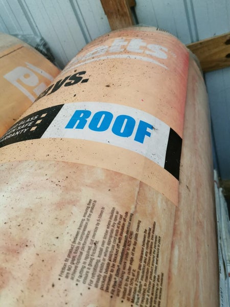 NEW Pink Batts ceiling insulation R3.6 7.4m² Carousel 2