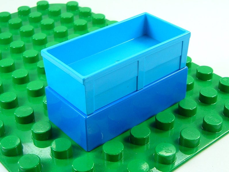 ®™DUPLO - Dark Azure Animal Feeding Trough, Straight Sides ~Retired 2018~ Carousel 5