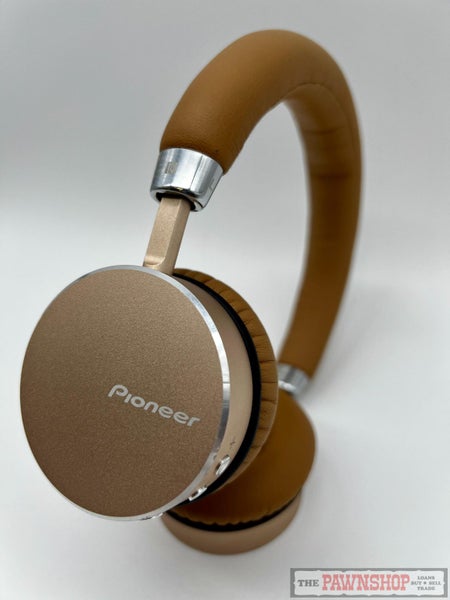 Pioneer SE-MJ561BT Headphones Carousel 1