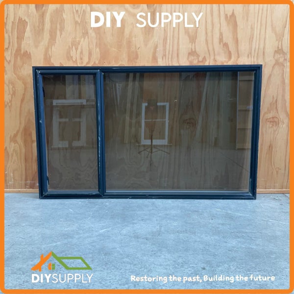 2040w x 1210h Black Window #304 Carousel 1