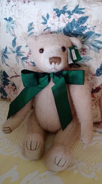 VINTAGE TEDDY BEAR Carousel 2