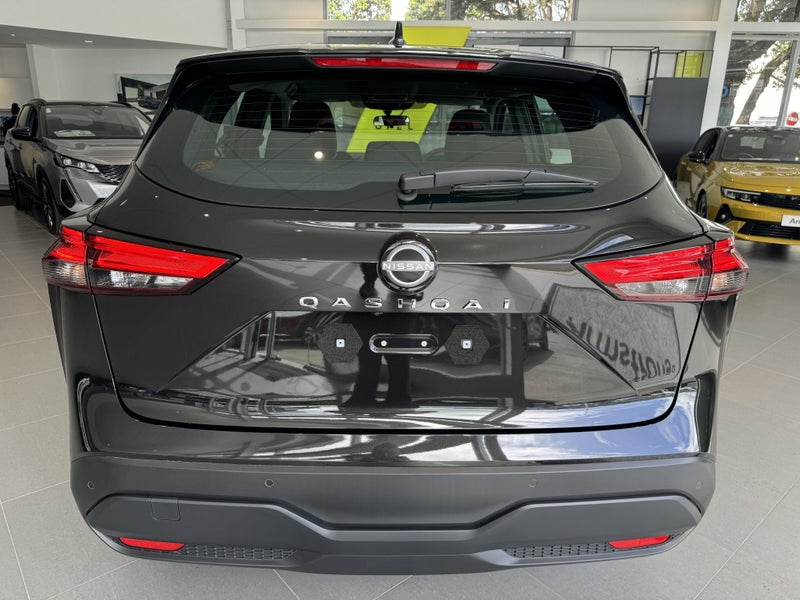 2025 Nissan Qashqai St 1.362865833994114113