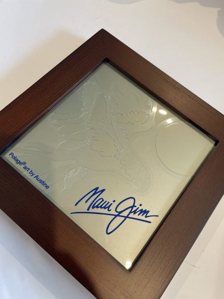 Maui Jim Polage Art by Austine Carousel 1