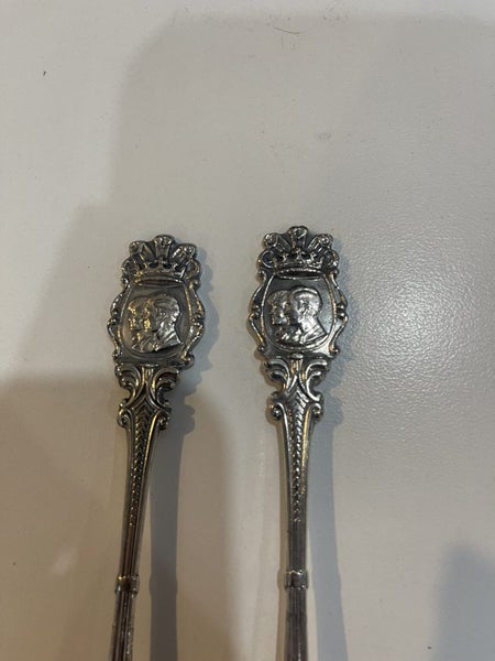 Vintage Charles and Diana 1st Wedding Anniversary Spoon Carousel 4