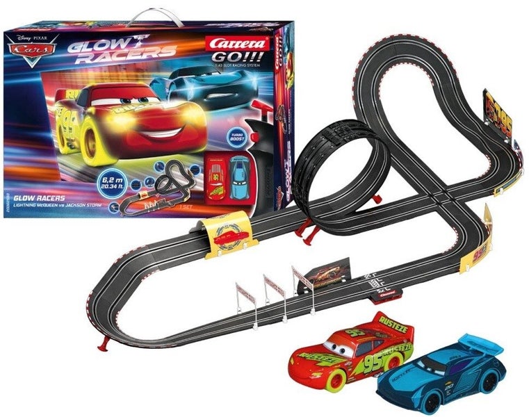 Carrera: GO!!! Disney Pixar Cars Set Carousel 1