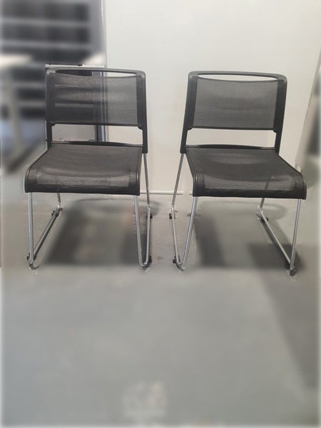 Black reception chairs / meeting chairs Carousel 2