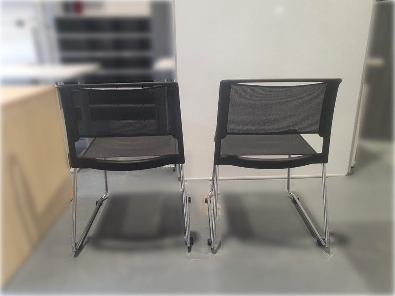 Black reception chairs / meeting chairs Carousel 3