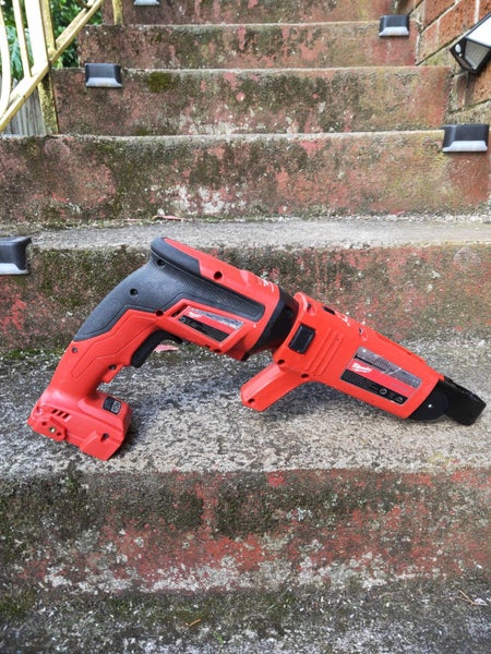 Milwaukee M18FSGC-0 18V FUEL Cordless Collated Screw Gun Skin Only Carousel 2