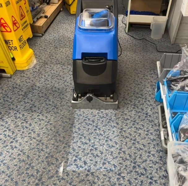 NZJanitor TriClean Three In One Walk Behind Carpet Cleaner Carousel 1