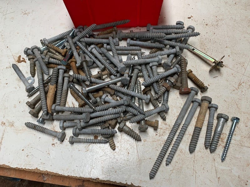 Coach Screws Carousel 2