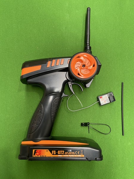 Fly Sky - Transmitter with Receiver for RC Car/Boat - FS-GT2 2.4G Carousel 1