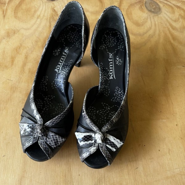Kumfs Black/Snakeskin Rockabilly Peep Toe Heels Size 38 Carousel 1
