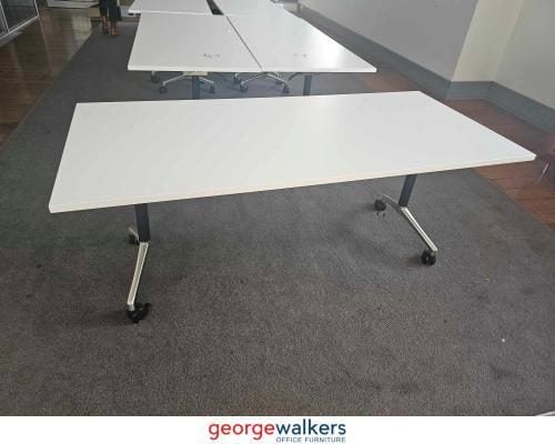PR5100 - White Flip Table Carousel 4