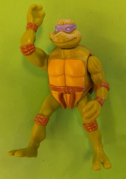 TMNT action toy, Donatello (McDonalds 2005) Carousel 2