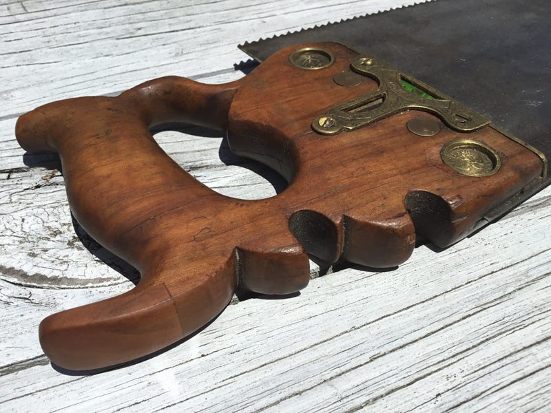 Handsaw Carousel 2