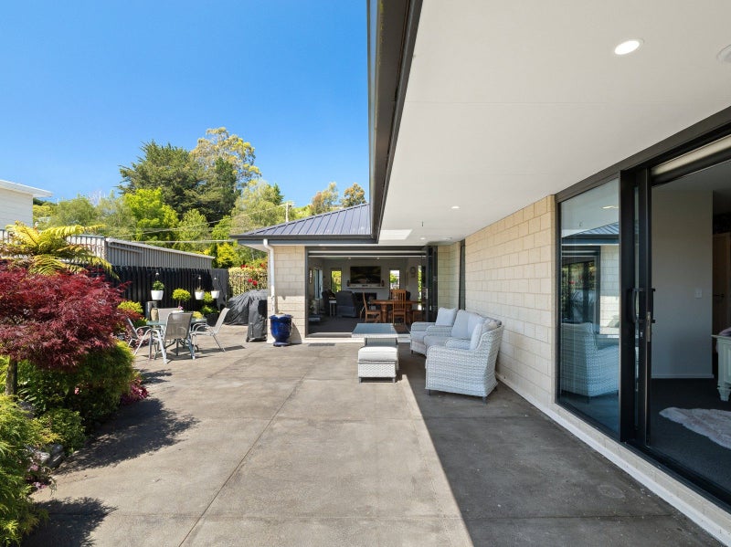 Image 1 of 25