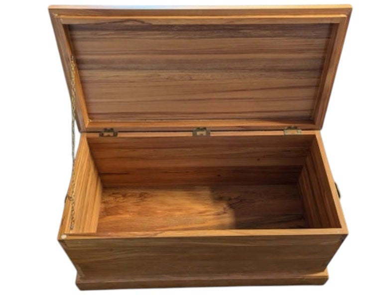 Absolutely beautiful Solid Rimu blanket box- FULLY RESTORED Carousel 2
