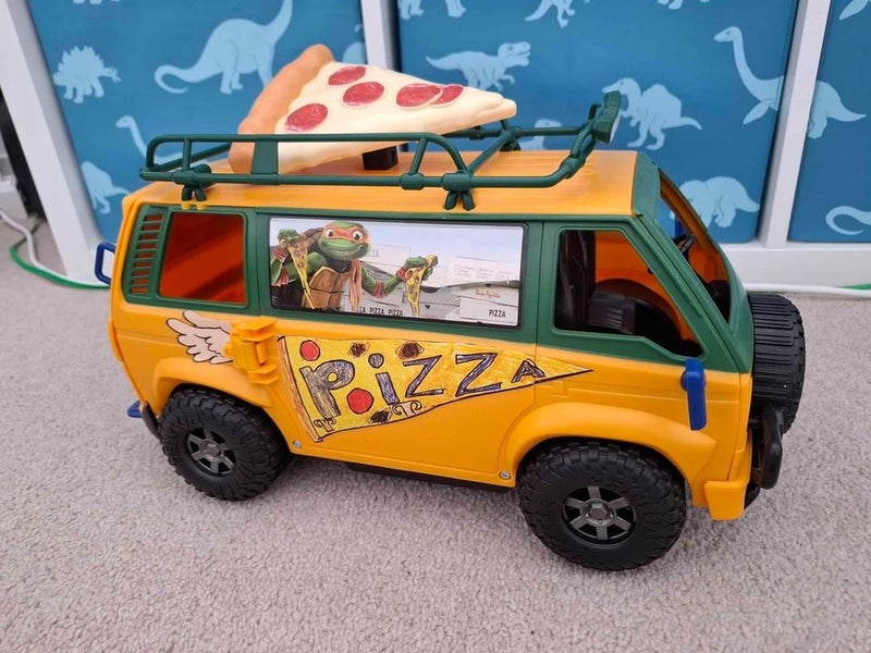 Teenage Mutant Ninja Turtles Movie Pizza Van Multi-Coloured Carousel 1
