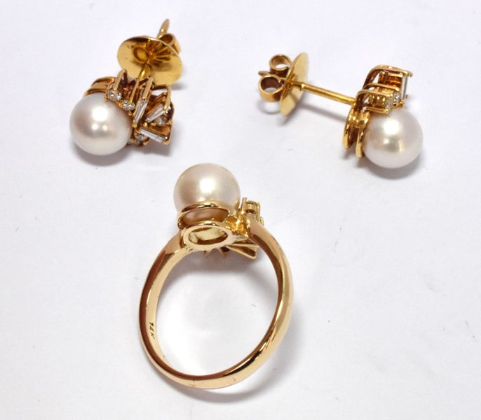 $6,000 14ct Yellow Gold Akoya Pearl & Diamond Ring & Earring Set - 169993 Carousel 2