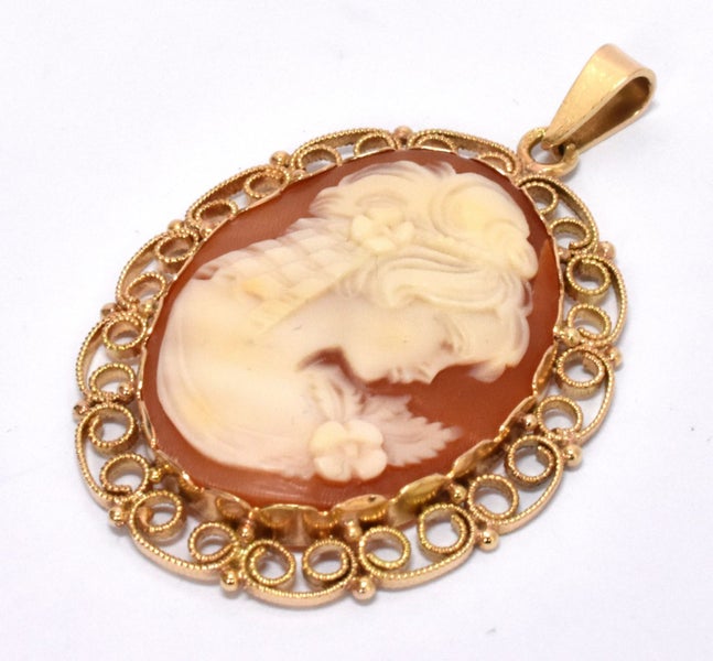 14ct Yellow Gold Handmade Traditional Cameo Pendant - 169998 Carousel 1