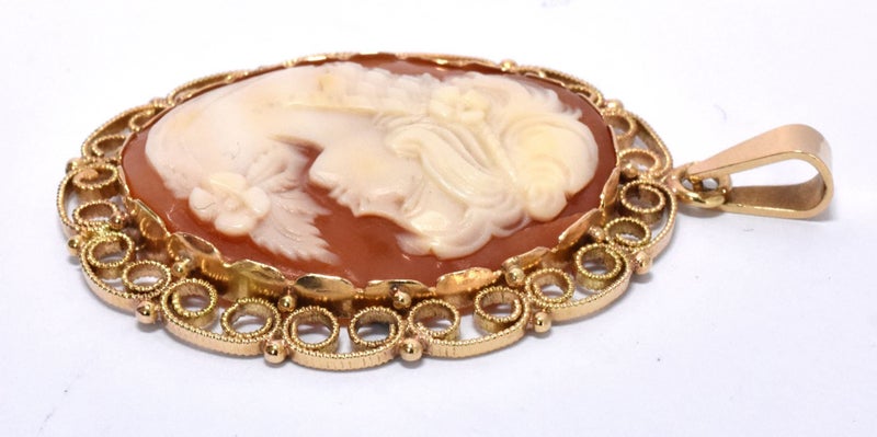 14ct Yellow Gold Handmade Traditional Cameo Pendant - 169998 Carousel 2