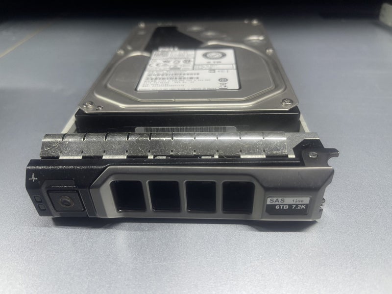 Disk Dell 03PRF0 MG04SCA60EE 6TB 7200U/Min 128MB SAS-3 3.5 " HDD Carousel 1