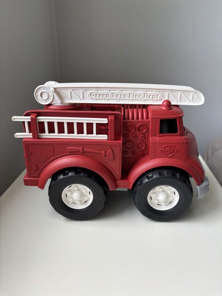 Green Toys Fire Truck Carousel 1