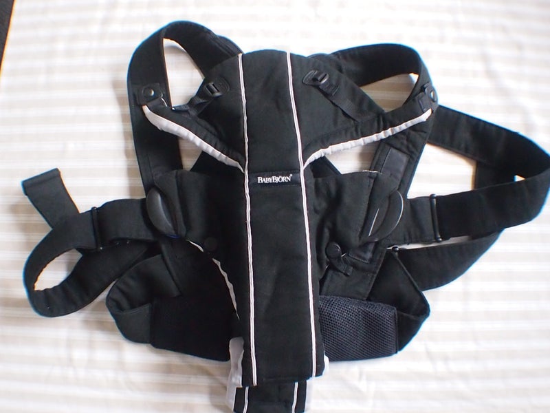 BabyBjorn Carrier Carousel 1