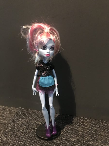 Monster High Doll Carousel 1