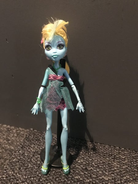 Monster High Doll Carousel 1