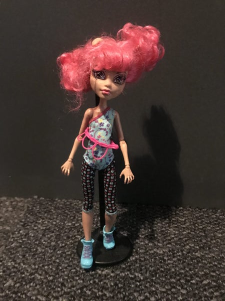 Monster High Doll Carousel 1