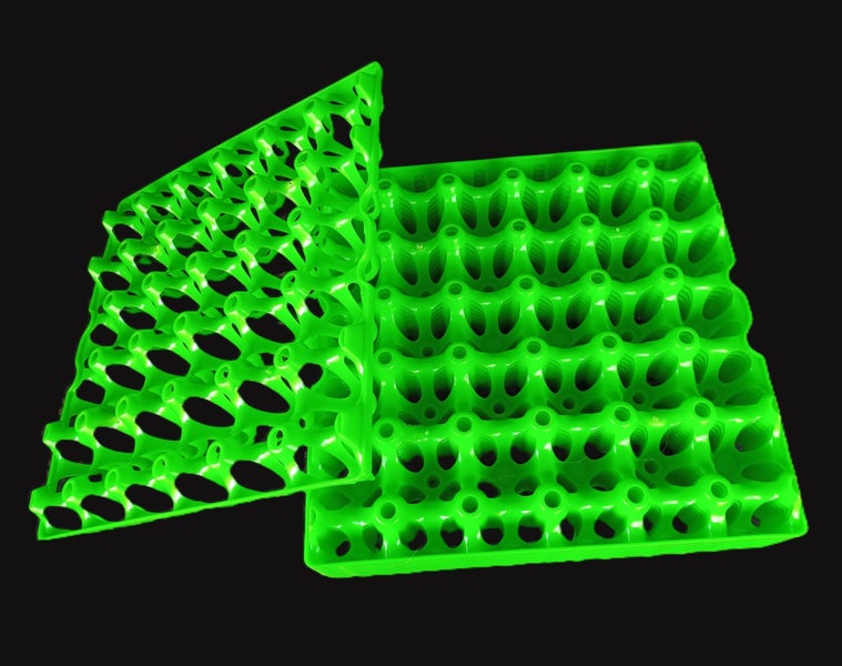 EGG TRAY PLASTIC REUSABLE GREEN X 10 Carousel 1