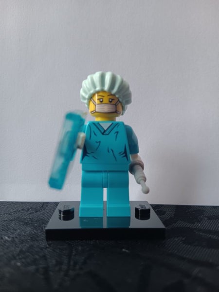 Lego minifigure Surgeon series 6 Carousel 1