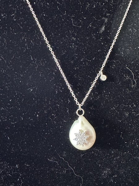 Baroque pearl necklace - silver Carousel 1