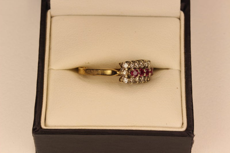 0.15CT 9ct Diamond & Spinel ring Carousel 2