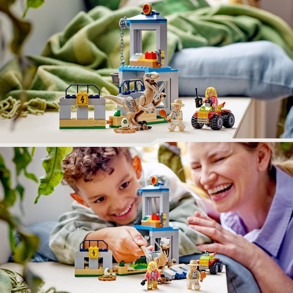 LEGO Jurassic World Velociraptor Escape 76957 Carousel 3