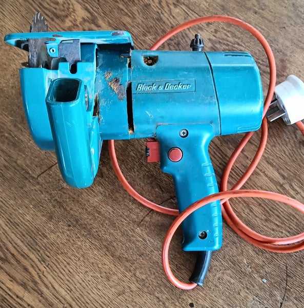 Black And Decker Drill with a 13 cm (5 inch) circular saw attachment. H68V. Carousel 2