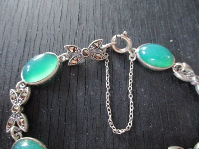 (VG)VINTAGE ART DECO SILVER BRACELET - Filigree with green stones & marcasite's Carousel 2