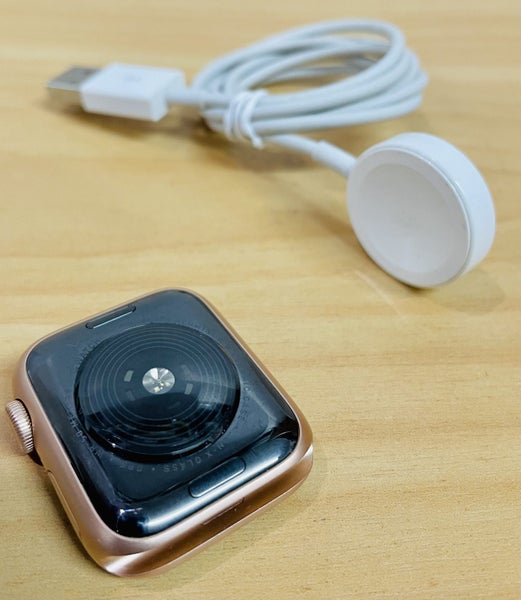 Apple Watch SE 40mm GPS Rose Gold Carousel 7