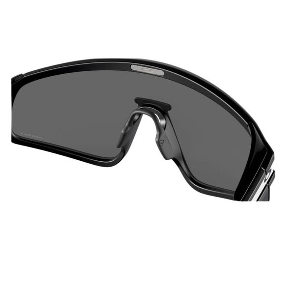 Oakley Latch Panel OO9404 940401 - Matte Black Prizm Black Carousel 2