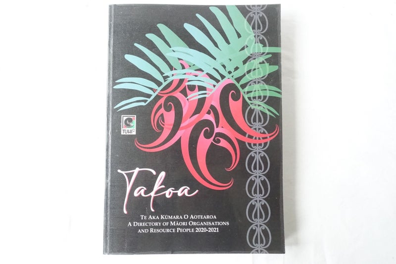 TAKOA Maori Directory: TAKOA Te Aka Kumara O Aotearoa 2020-2021 (SKU BK34) Carousel 1