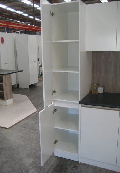 Pantry 400w split Door Handless - LH or RH Carousel 4