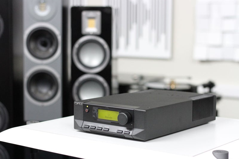 SALE! CYRUS 8 DAC 2 Stereo Amplifier with QXR Carousel 1