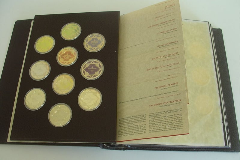 50 24KT Gold Plated Art Treasures of the Prado Medallions Frankin Mint 1984 Carousel 2