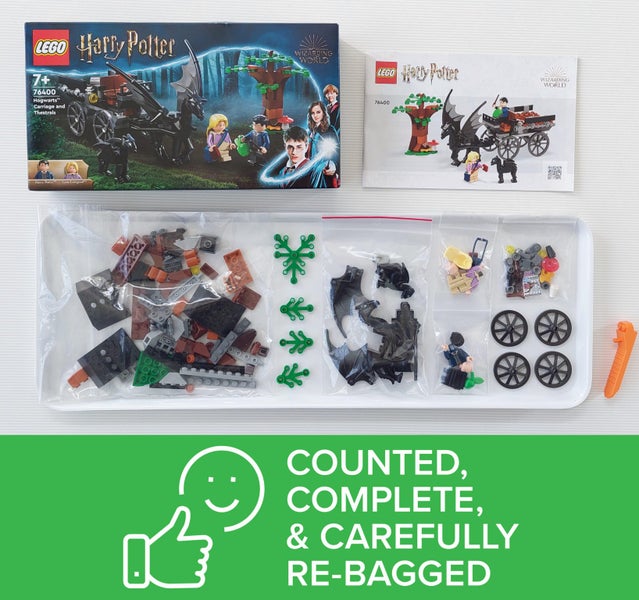 LEGO Harry Potter 76400 Hogwarts Carriage and Thestrals Carousel 5