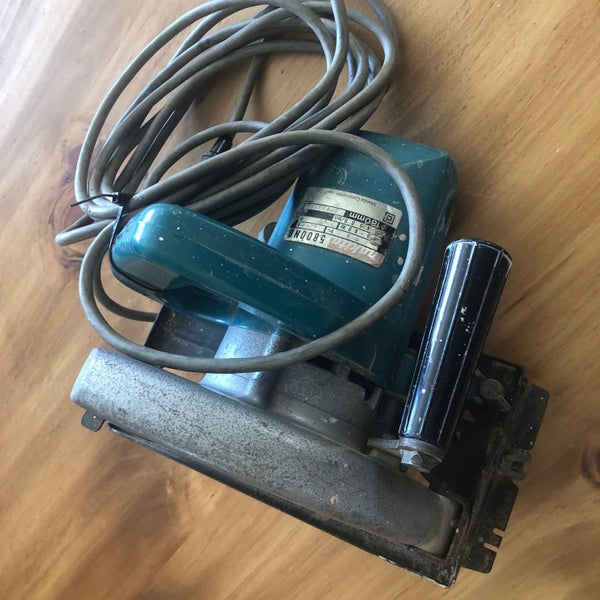 Makita 5800nb Skill Saw Carousel 2