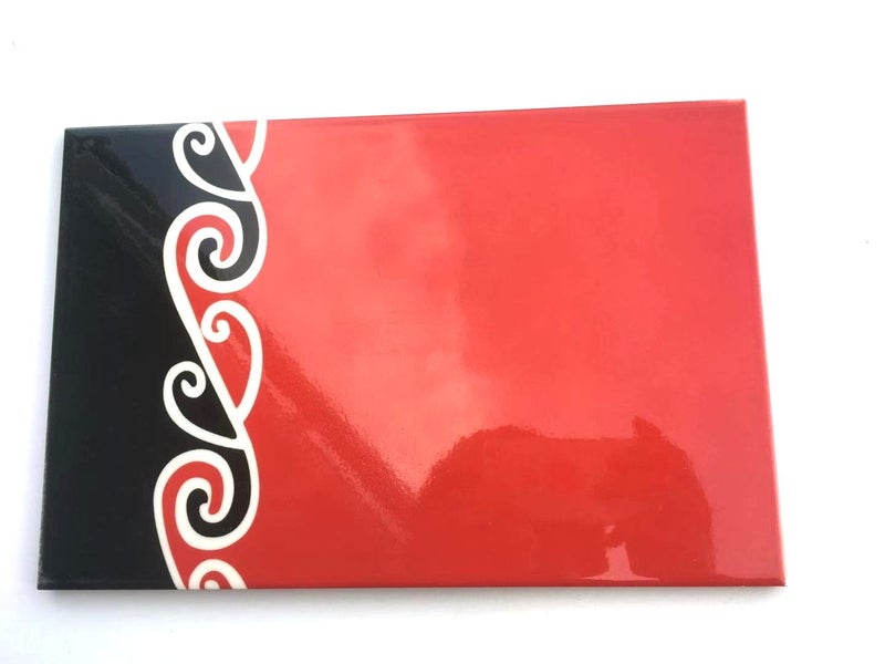 Winter Sale! Large Maori Koru Ceramic Plate Carousel 1