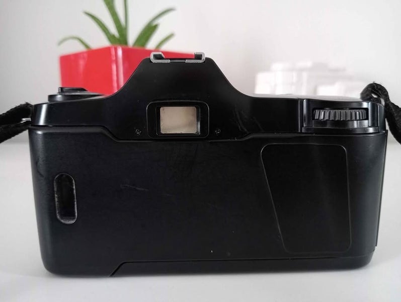 Olympus OM101 Power Focus 35mm SLR Camera – Vintage, Fully Functional Carousel 10